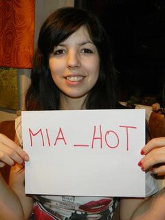 mia_hot
