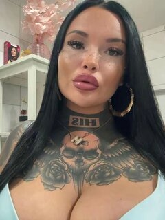 '-MelinaCurves-