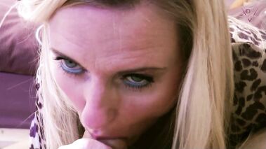 Bett und Frühstück – Guten Morgen und bitte ficken!