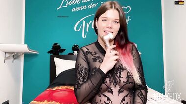 HOCHSCHWANGER zum heftigsten ORGASMUS!! mit Lilly-Fox