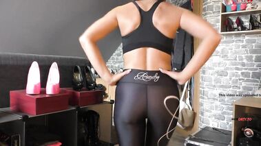neue sexy Sportleggins mit Red_Phoenix