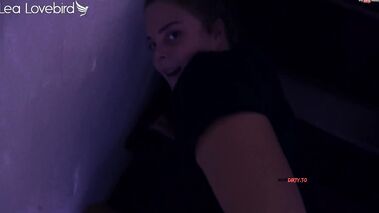 Bitte fick mich - Heimlicher analer Quickie auf Party mit Lea-Lovebird