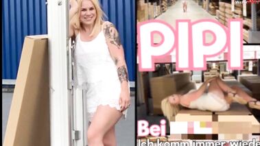 Pipi im Einrichtungshaus - ich komme immer wieder :P und muss so pissen mit SteffiBlond