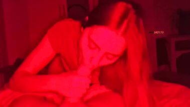 Ich ficke ihn im Rotlicht mit RubyRubin