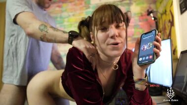 GRUPPEN Telefonverkehr mit Spermaausfluss !! mit Anne-Eden