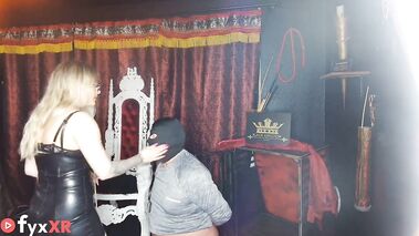 Werd willig von dem Zauber-Mittel! mit Queen_of_BDSM