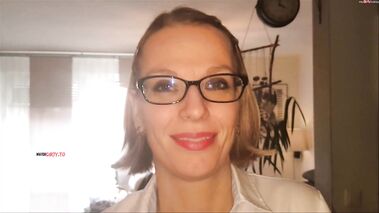 Netter Küchenverkäufer - Schnell was gespart! mit Jana-Berg