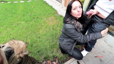 Die versaute Spermaschlampen Familienfeier | Double Blowjob + Spermaküsse! mit Daynia