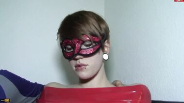 Teeny Göre zum ersten Mal Gefistet mit HornyRoxy