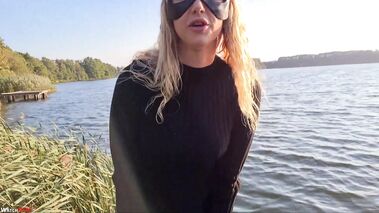 Piss in den Badesee... Wurde ich gesehen Fast erwischt... mit NinaSkyOfficial