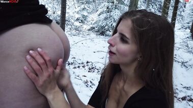 Herrlicher LESBEN SPAß IM WALD, hoffentlich hat uns keiner gesehen!!! mit Marie_Hardon