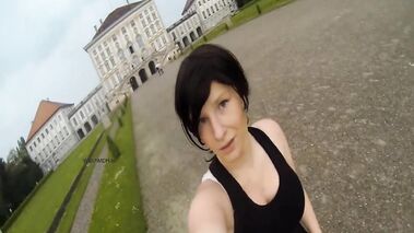 Klatsch nass beim Joggen mit devote-schlampe