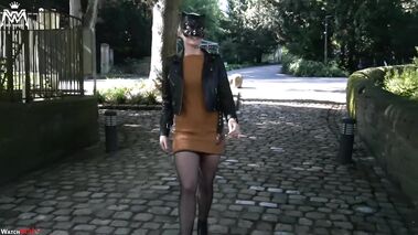 Die Piss Prinzessin #4. mit Wet-Wonder