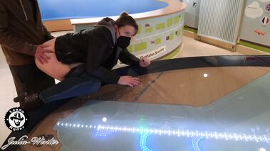 Das war einfach total verrückt! Public Sex im Bremer Flughafen! War das einfach zu dreist? jeder konnte es sehen!