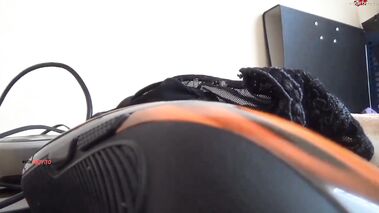 Spritz mir 2x hintereinander in die Fotze Schlammschieben vor der Arbeit!!!! mit Lisa-Sack