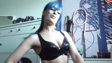 Lutsch deinen Schwanz! mit Mira-Peach