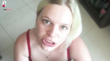 Dreister Hausherr fickt mich hart! Wenn seine Frau das wüsste    mit Emilynoir