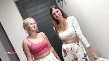 HOTEL-GAST ZERFICKT UNSERE TEENY-FOTZEN! mit Emmarichter
