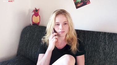 Fotze verspielt! Kartenduell um meine Fickfotze! mit Mia_Adler