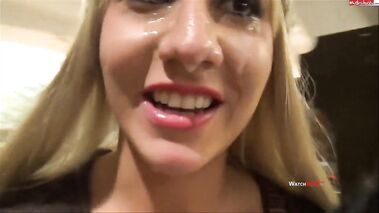 SUPERKRANK..Fastfood-Laden Fick+Cumshot mit Lena-Loch