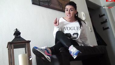 Pervers zwangsentsamt mit Andrea18